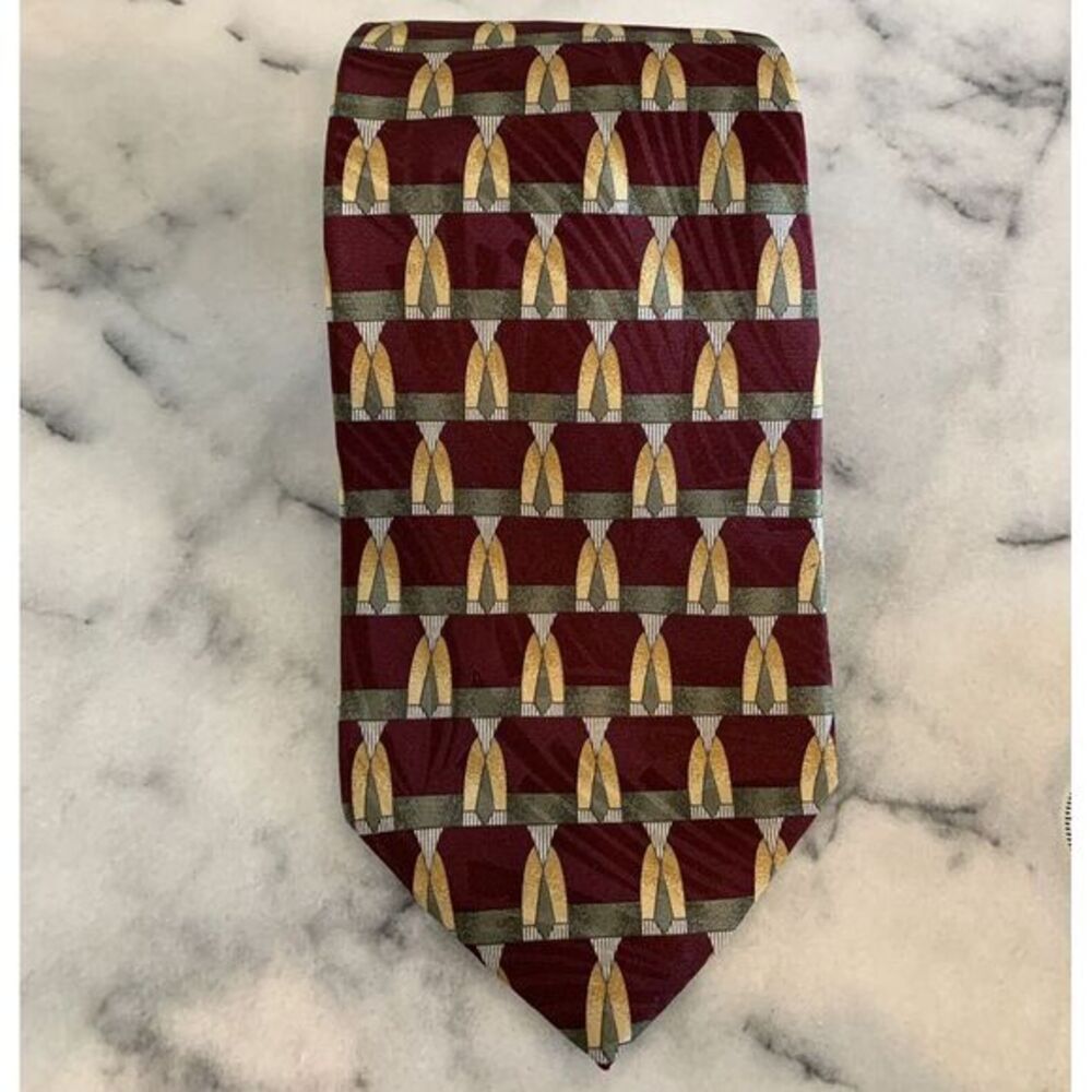 Roundtree & Yorke 100% Silk Hand Sewn Geometric Brocade Tie Handmade In USA